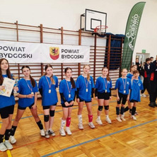 Siatkarki z SP nr 2 mistrzyniami powiatu. Aawans na zawody wojewódzkie!